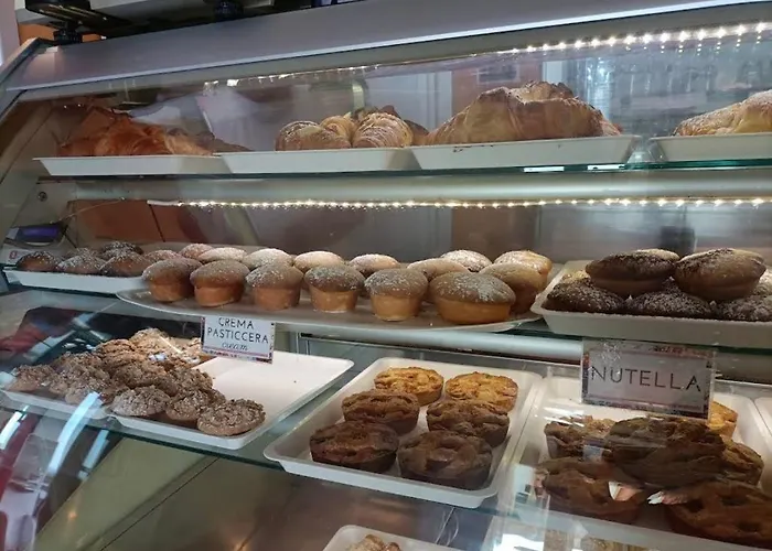 L'antica Rimessa Da Gigi Pensión 3*